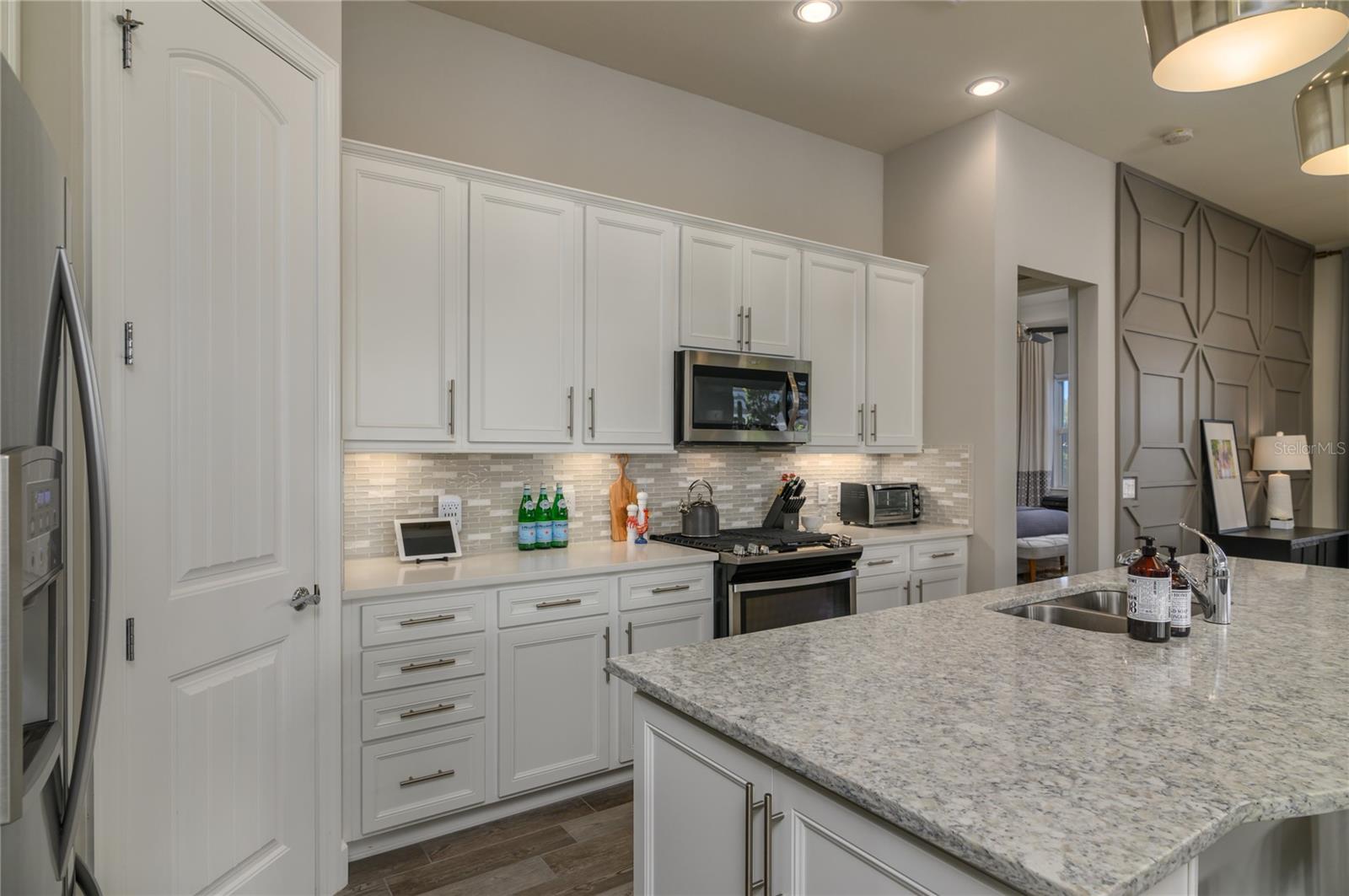 MALLORY PARK PH I A, C & E - Residential Lease