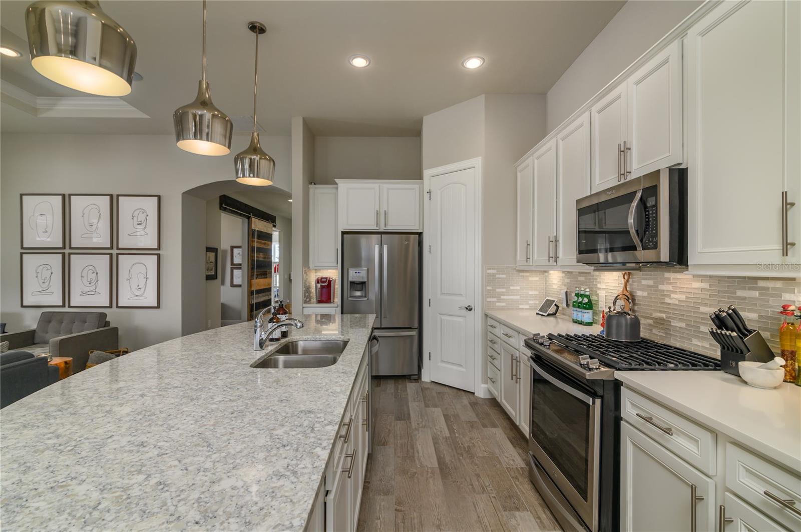 MALLORY PARK PH I A, C & E - Residential Lease