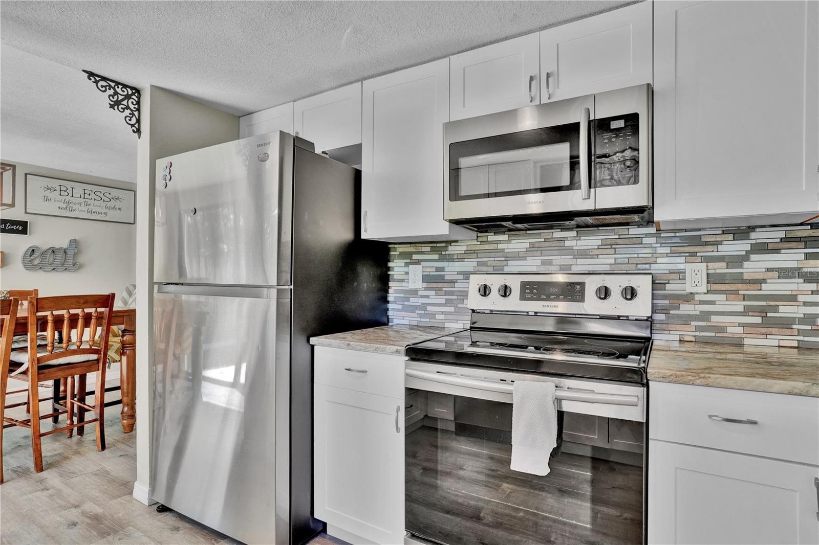 FLORA-VILLA - Residential