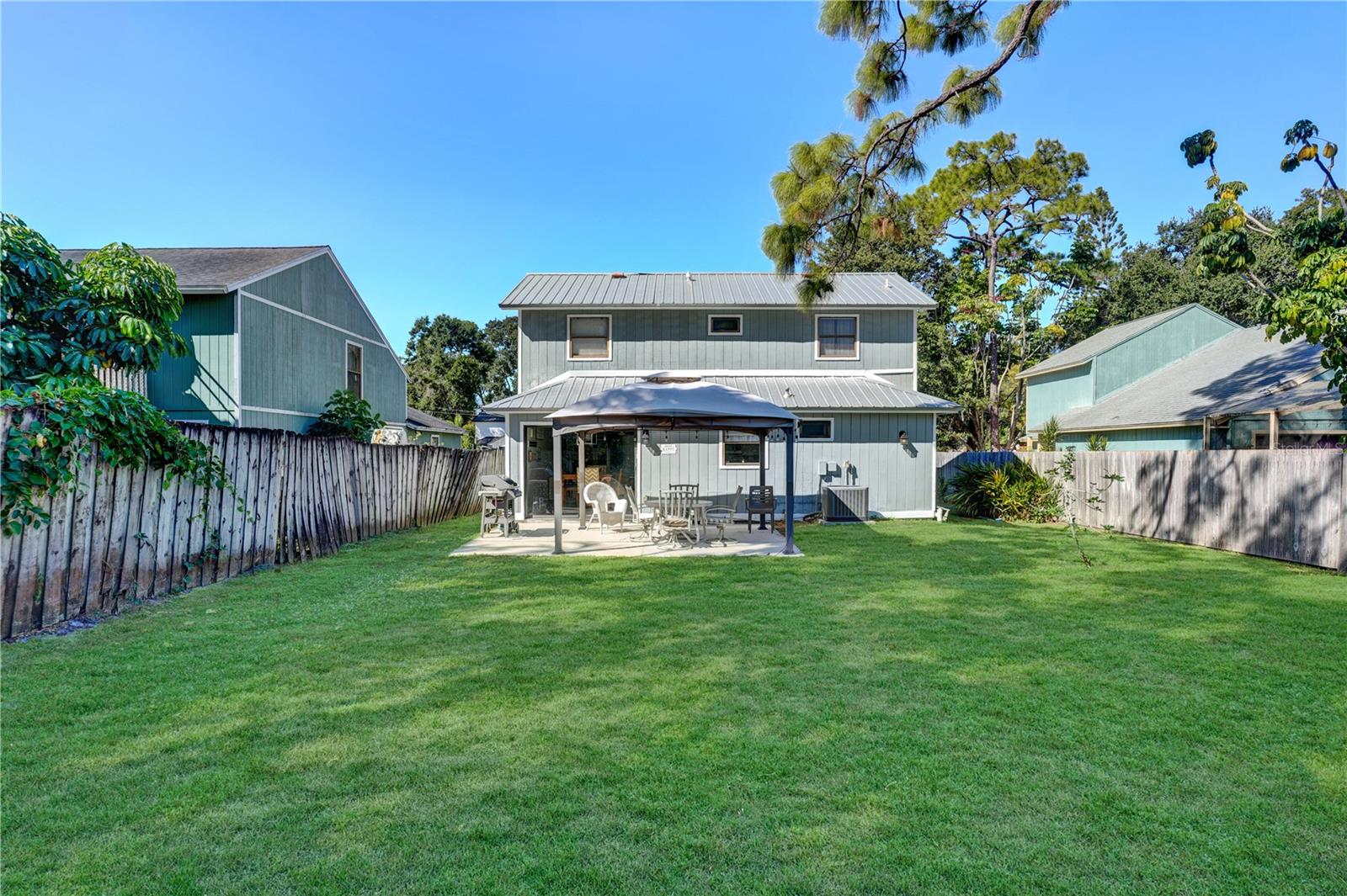 FLORA-VILLA - Residential