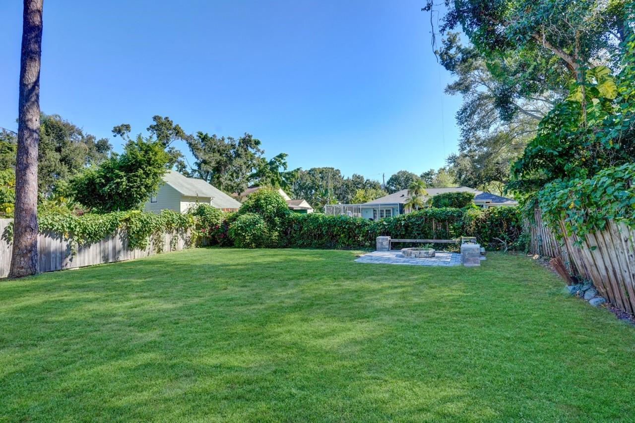 FLORA-VILLA - Residential