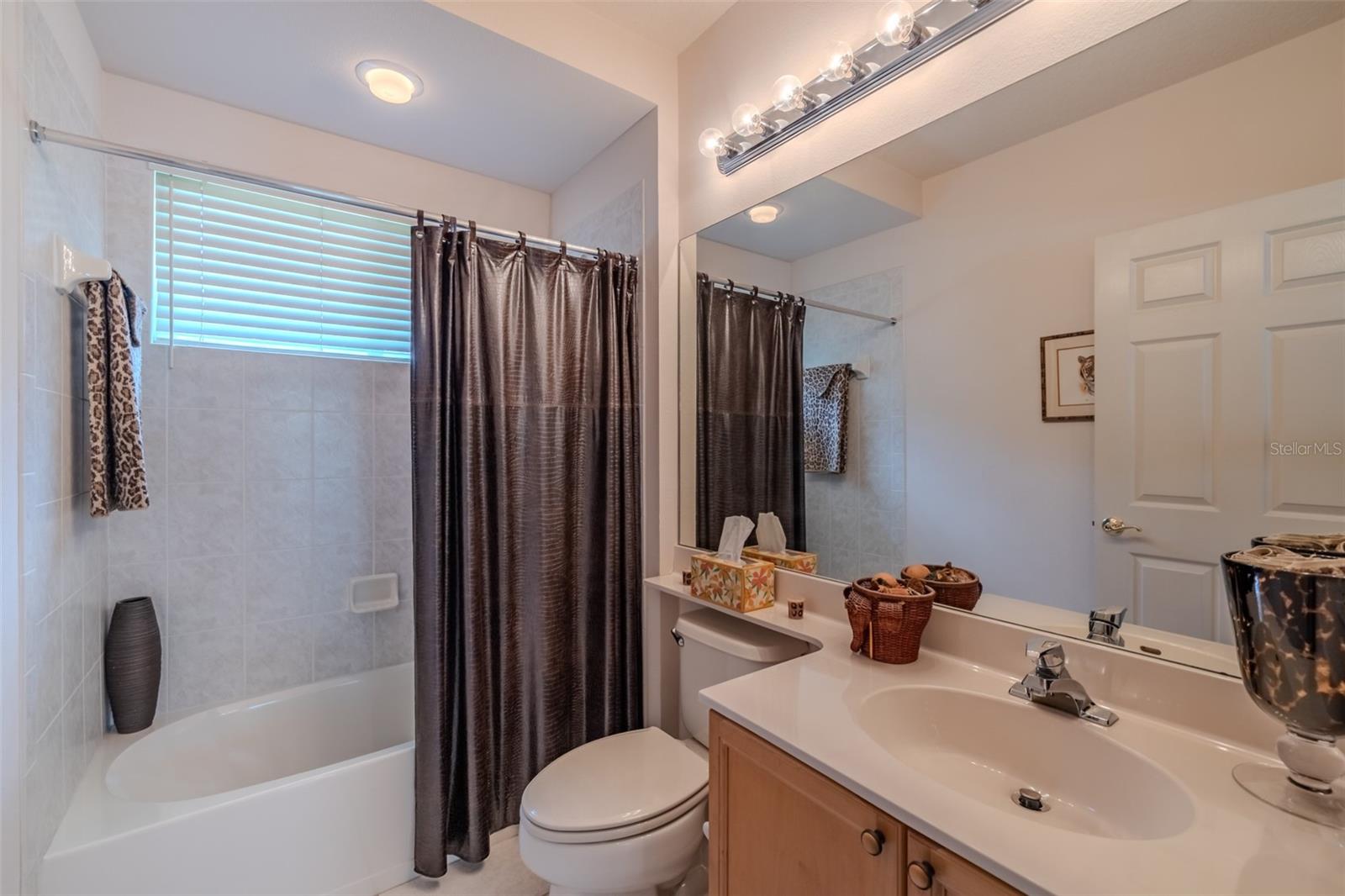 FISH HAWK TRAILS UNIT 3 - Residential