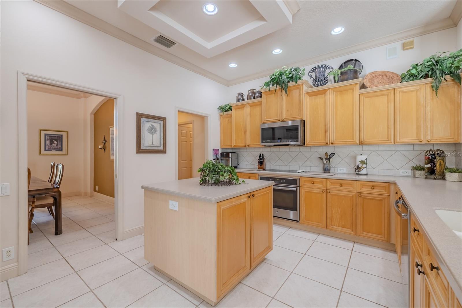 FISH HAWK TRAILS UNIT 3 - Residential