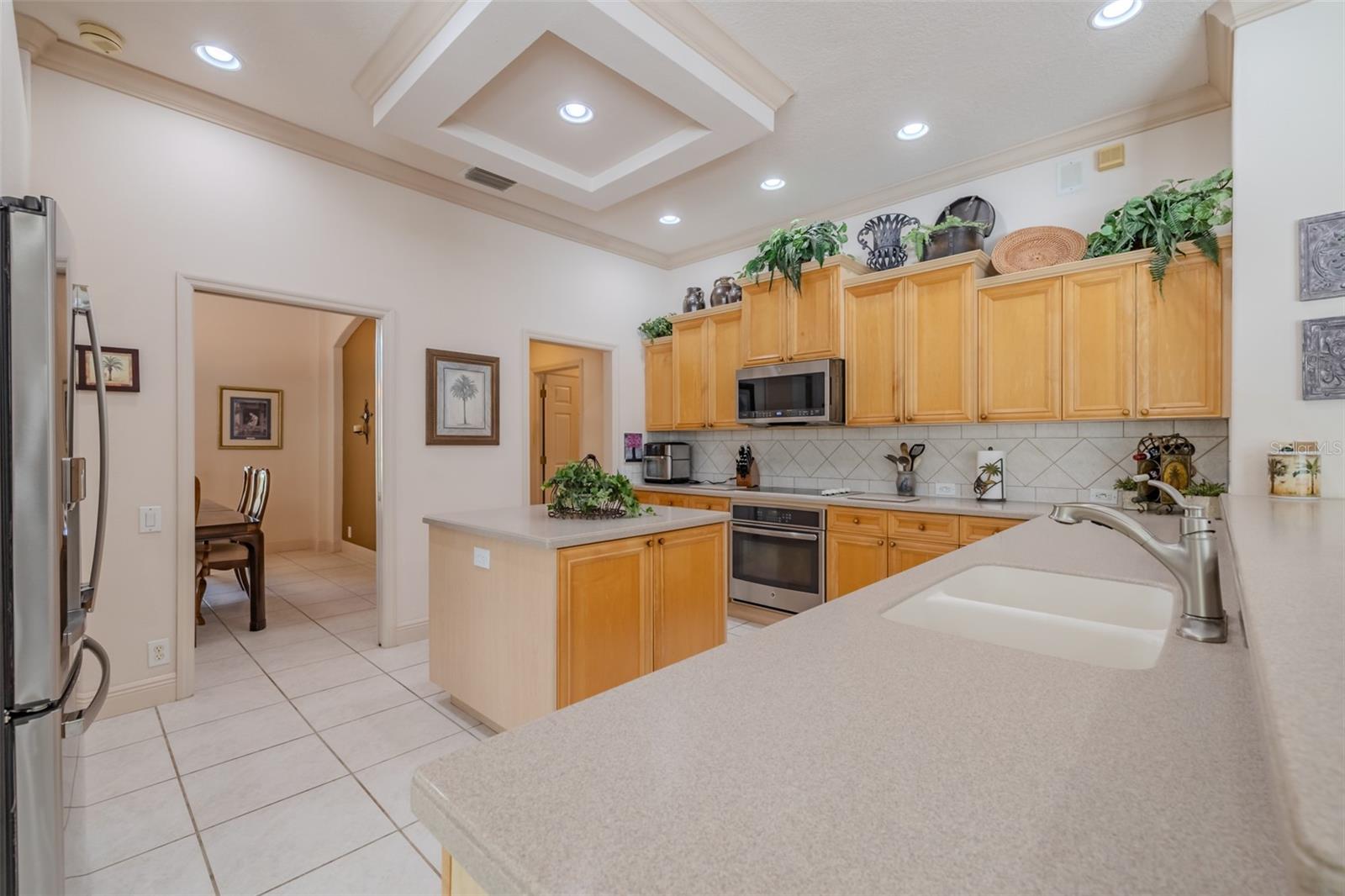 FISH HAWK TRAILS UNIT 3 - Residential