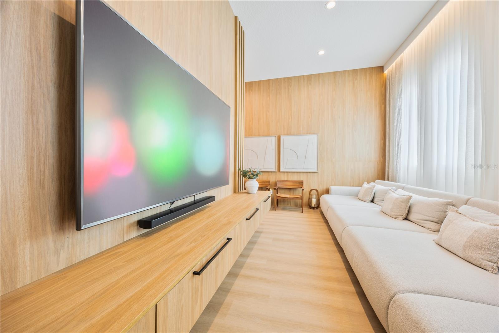 AVALON RIDGE - Residential