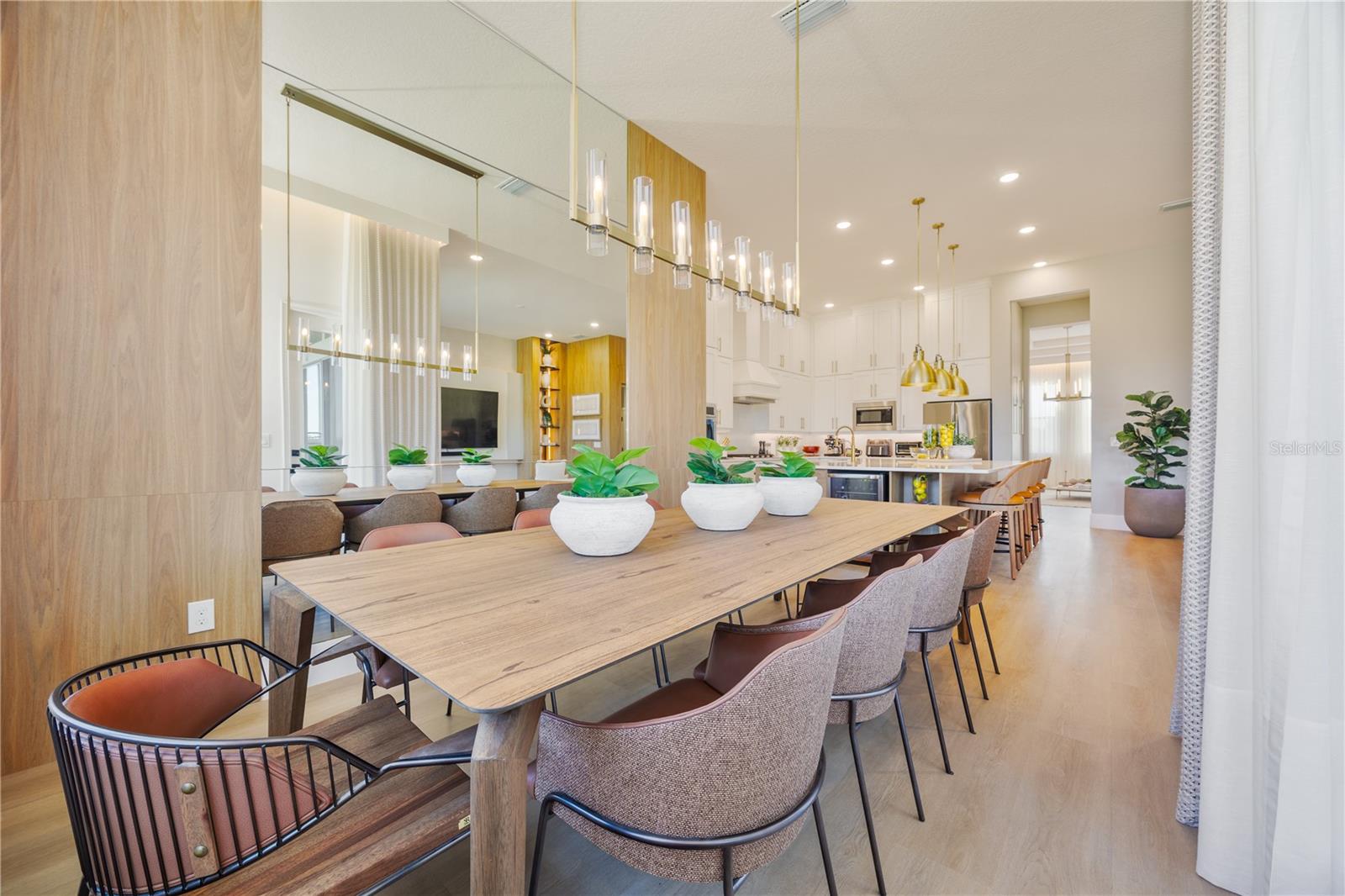 AVALON RIDGE - Residential