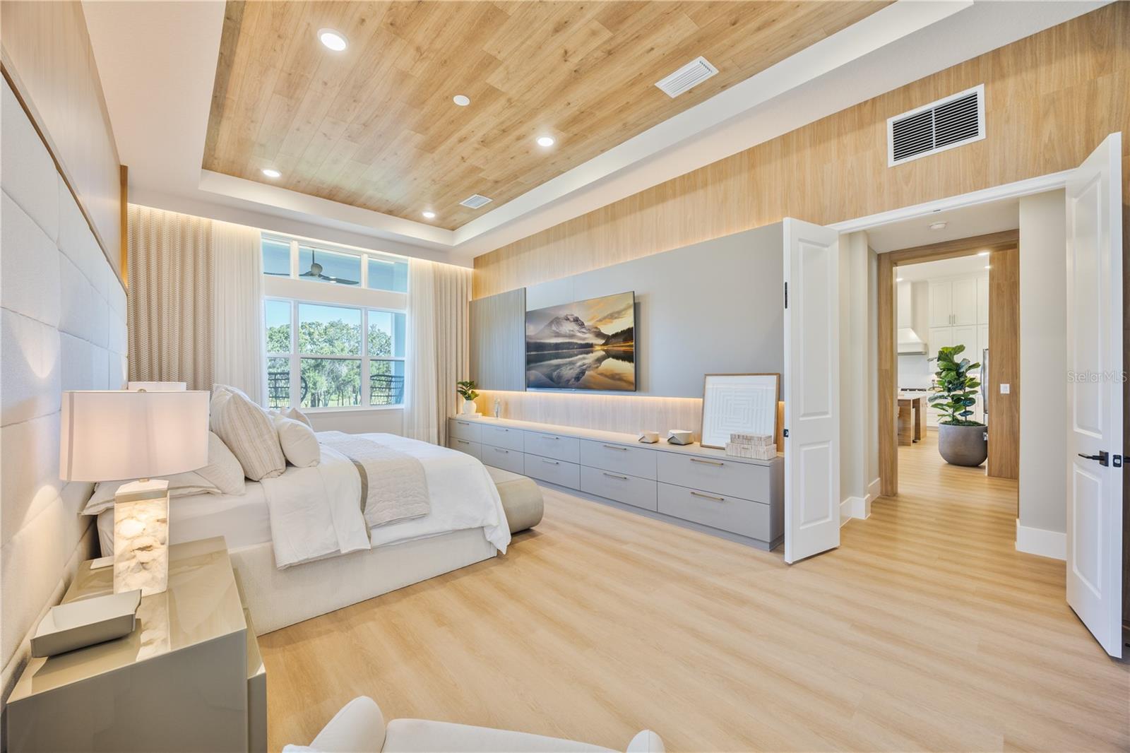 AVALON RIDGE - Residential