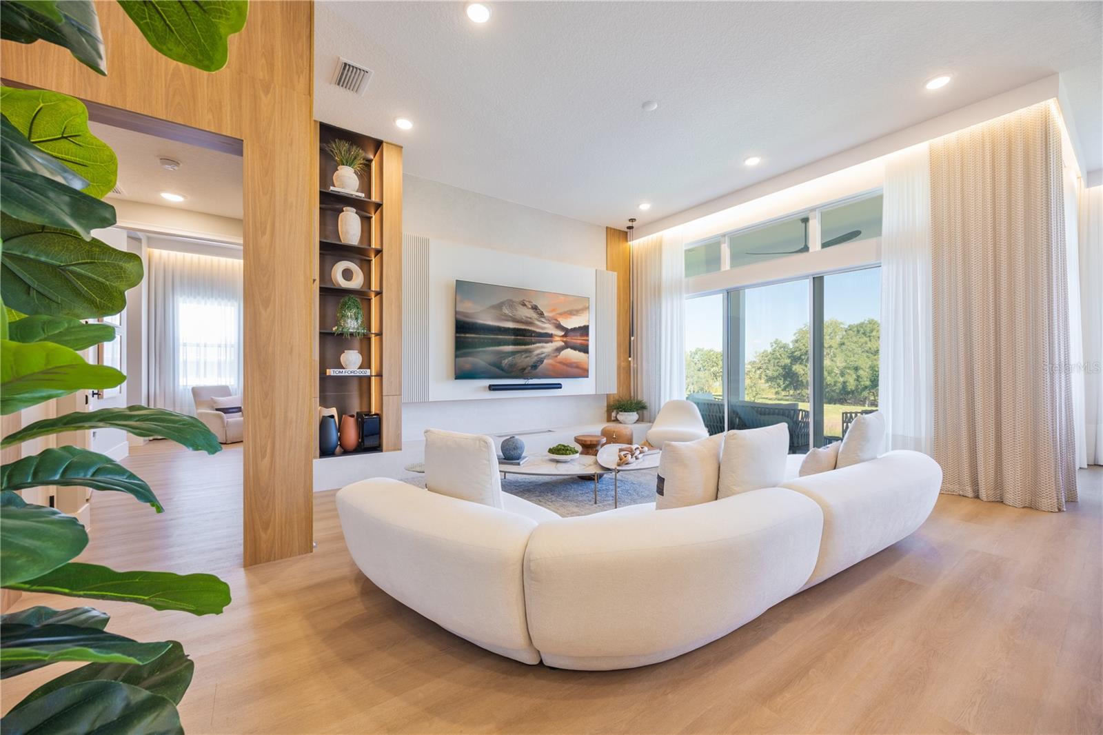 AVALON RIDGE - Residential