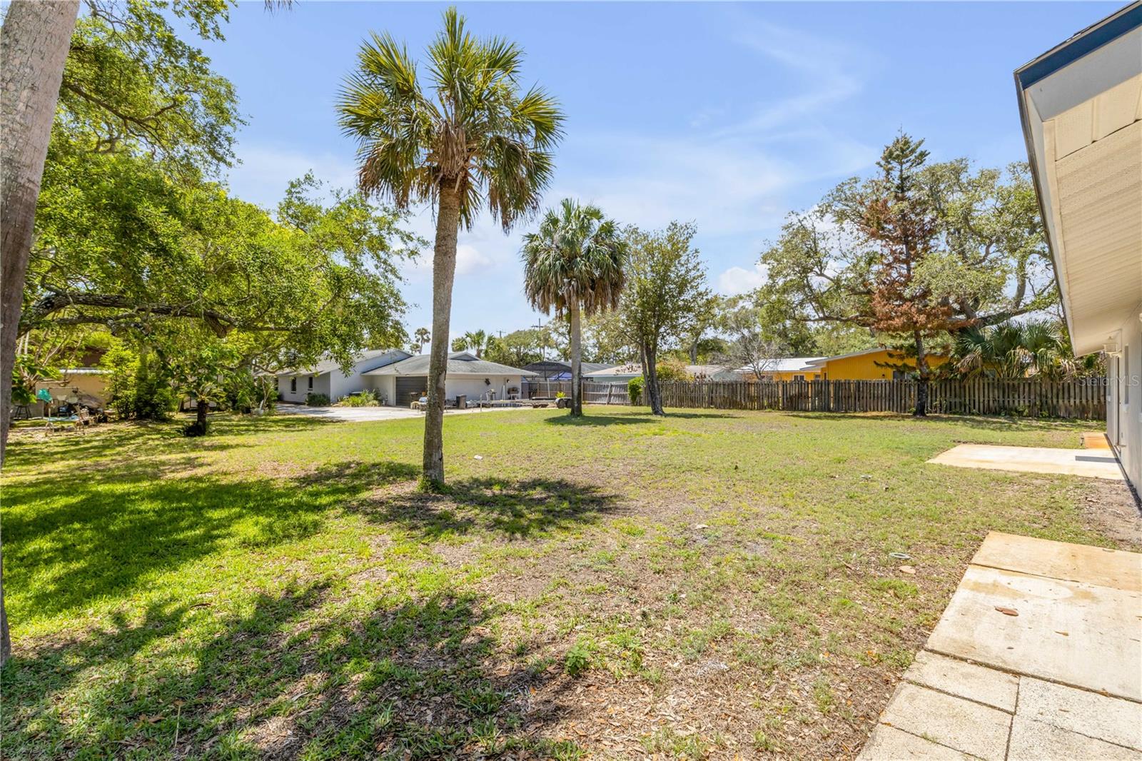 NEW SMYRNA BEACH - Residential