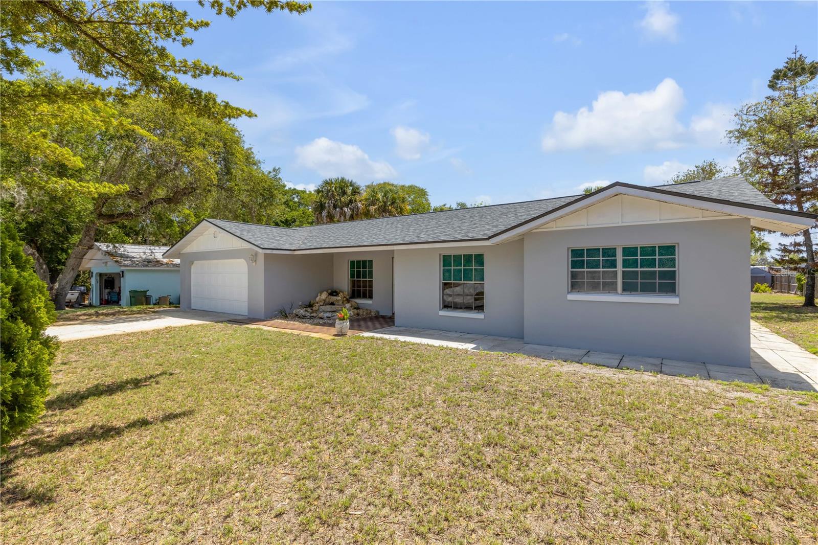 NEW SMYRNA BEACH - Residential