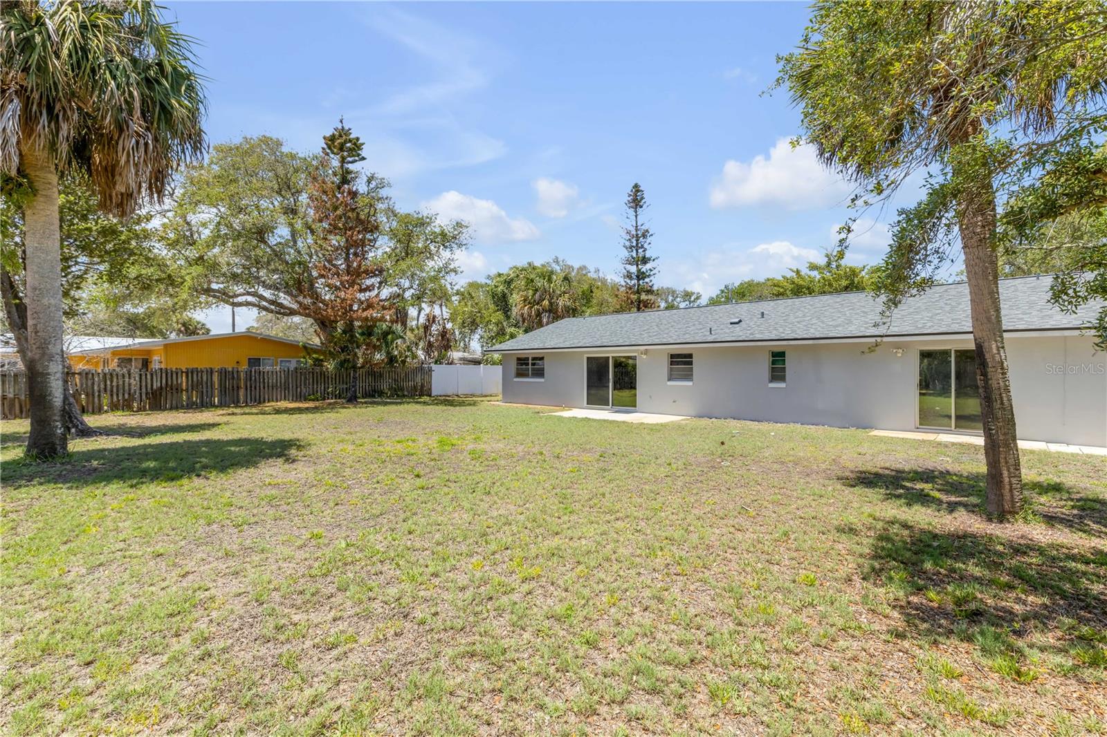 NEW SMYRNA BEACH - Residential