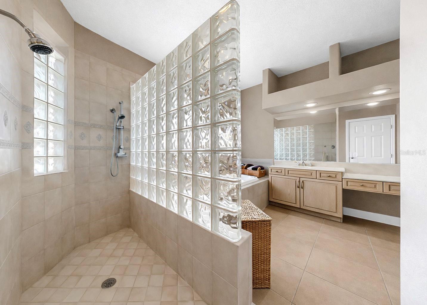 SYMPHONY ISLES UNIT TWO - Residential