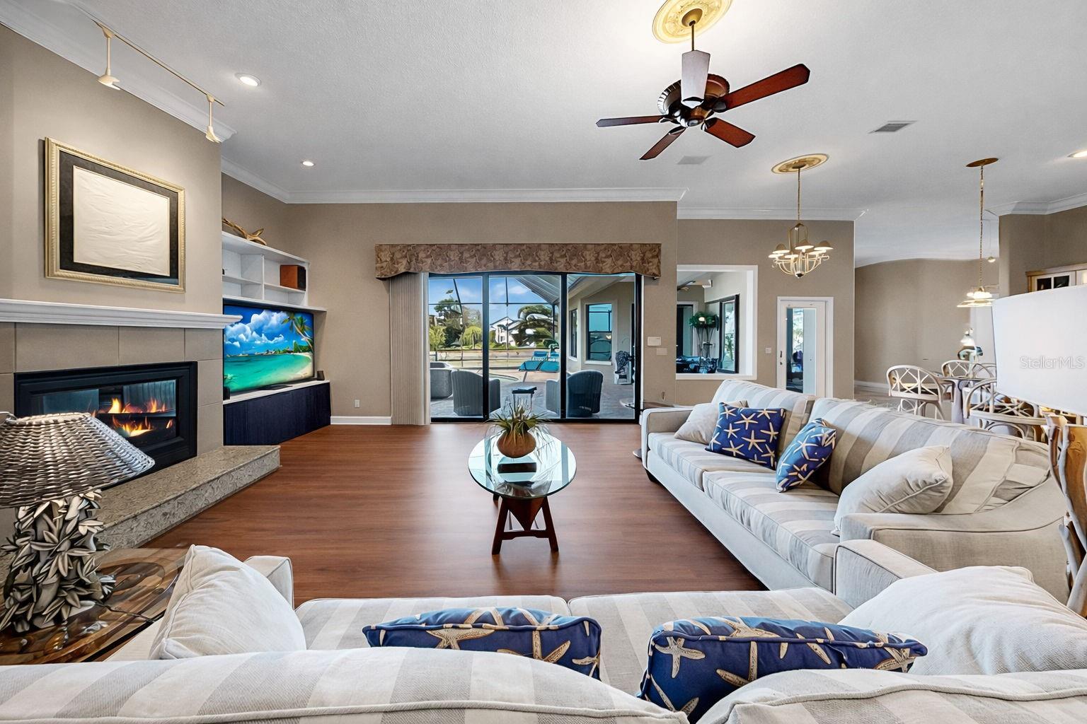 SYMPHONY ISLES UNIT TWO - Residential