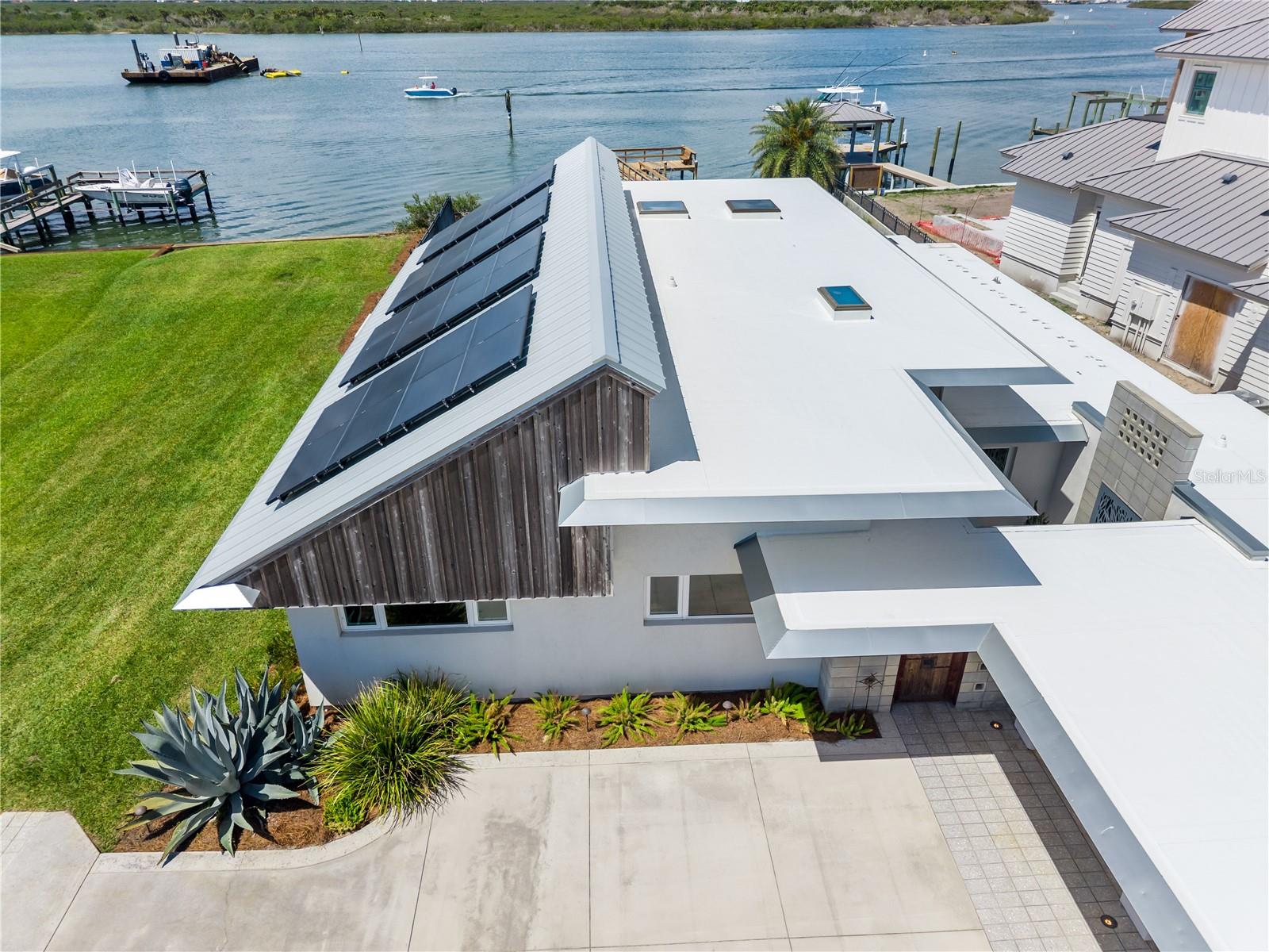 CHANNEL VIEW - Residential