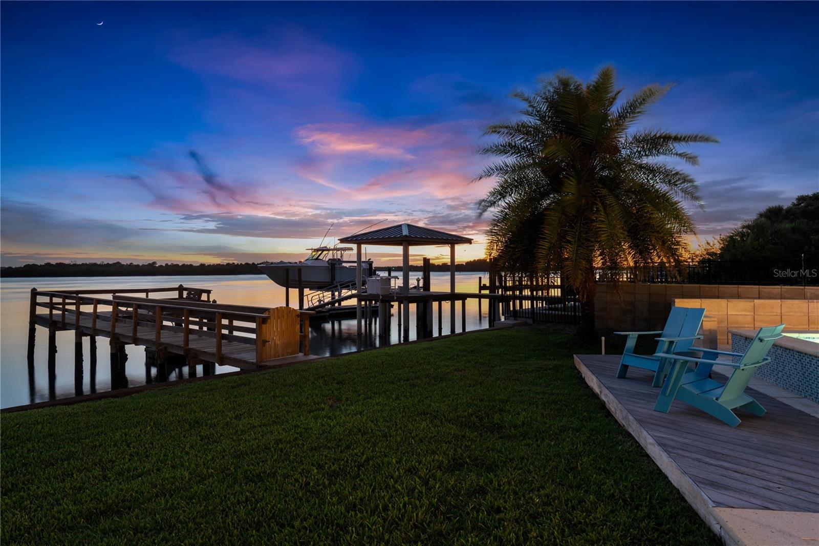CHANNEL VIEW - Residential
