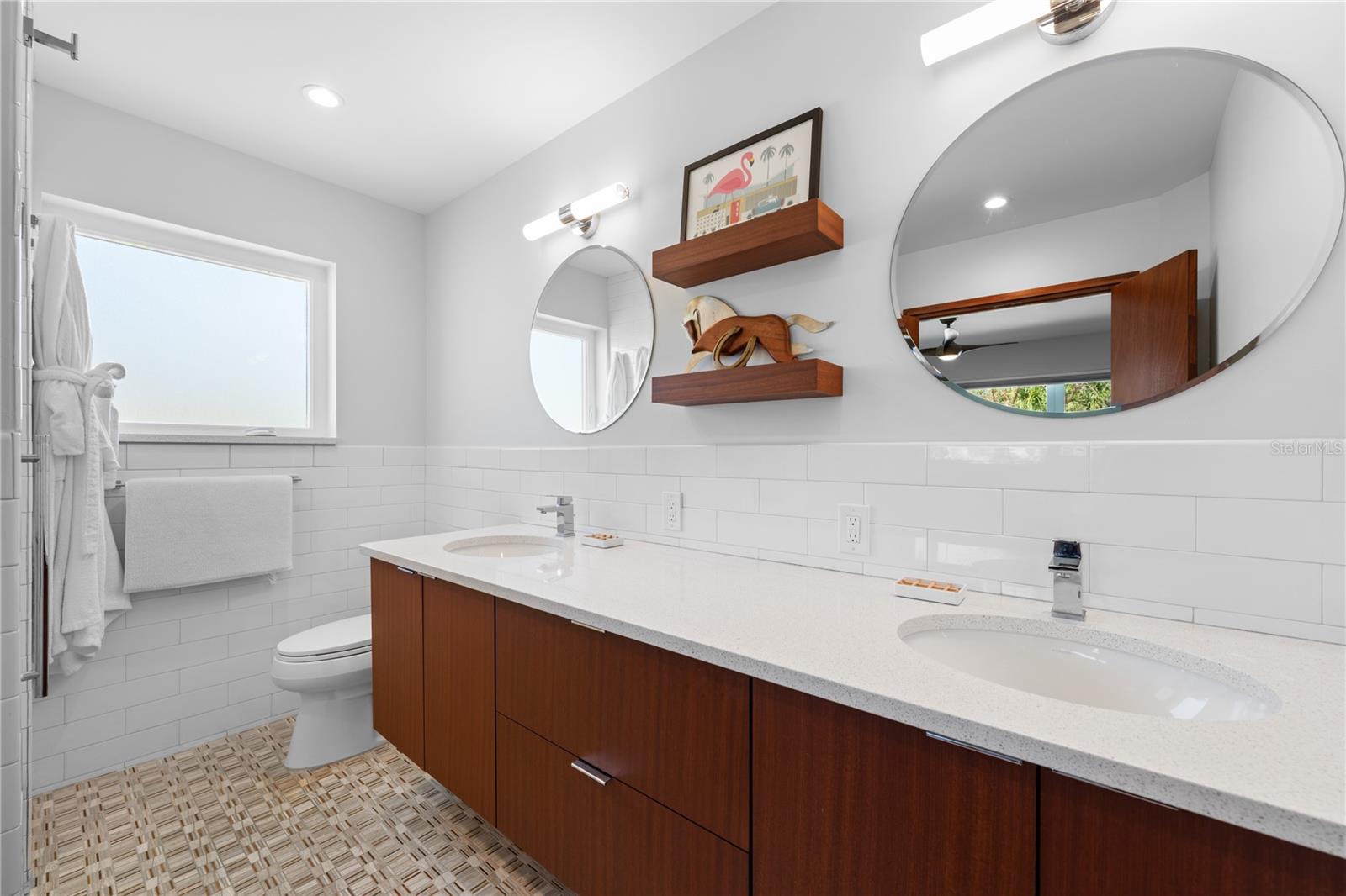 CHANNEL VIEW - Residential