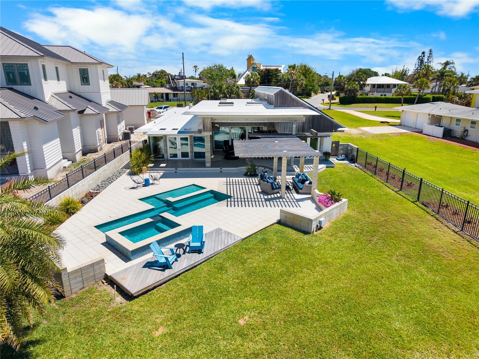 CHANNEL VIEW - Residential