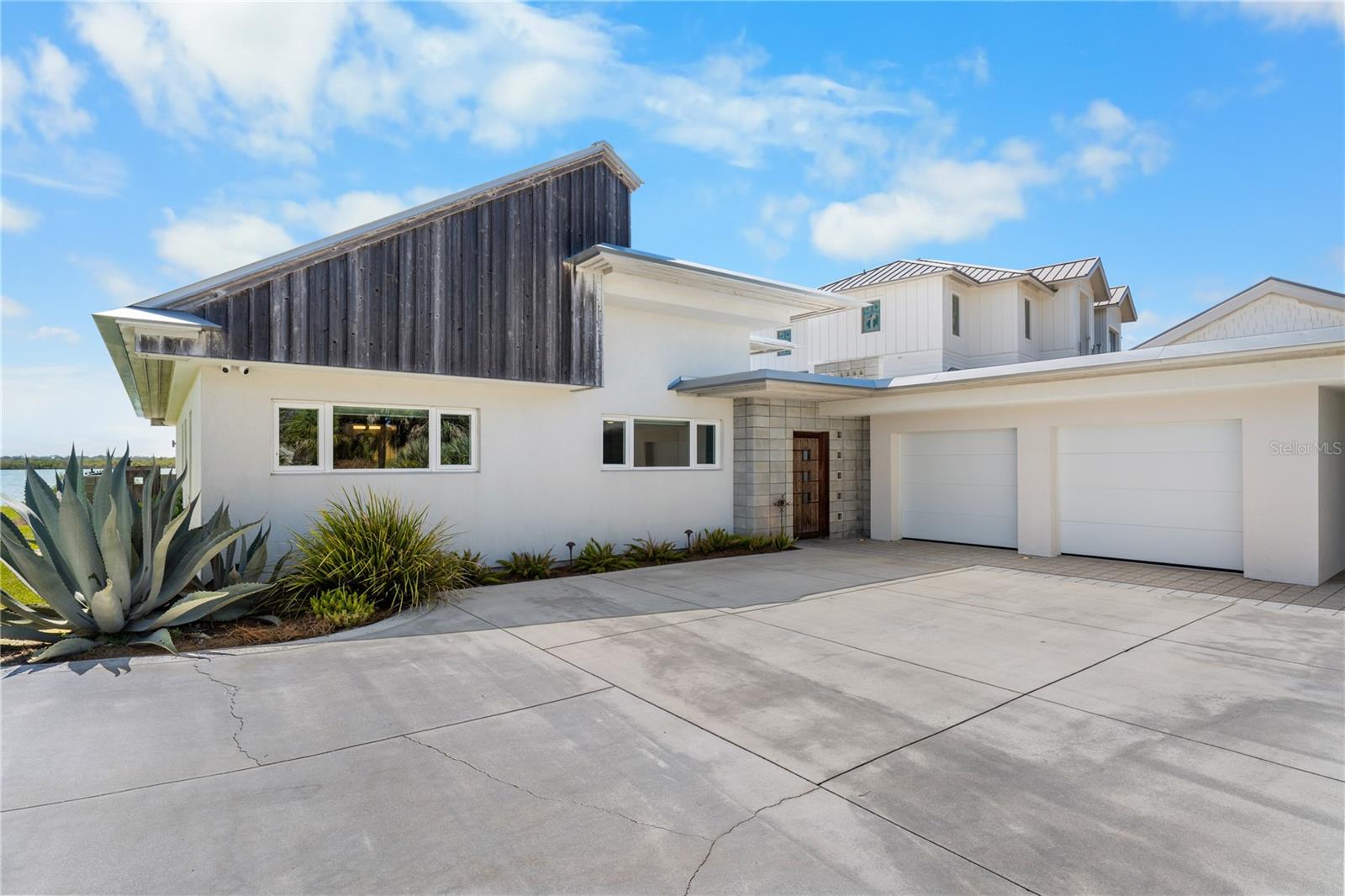CHANNEL VIEW - Residential