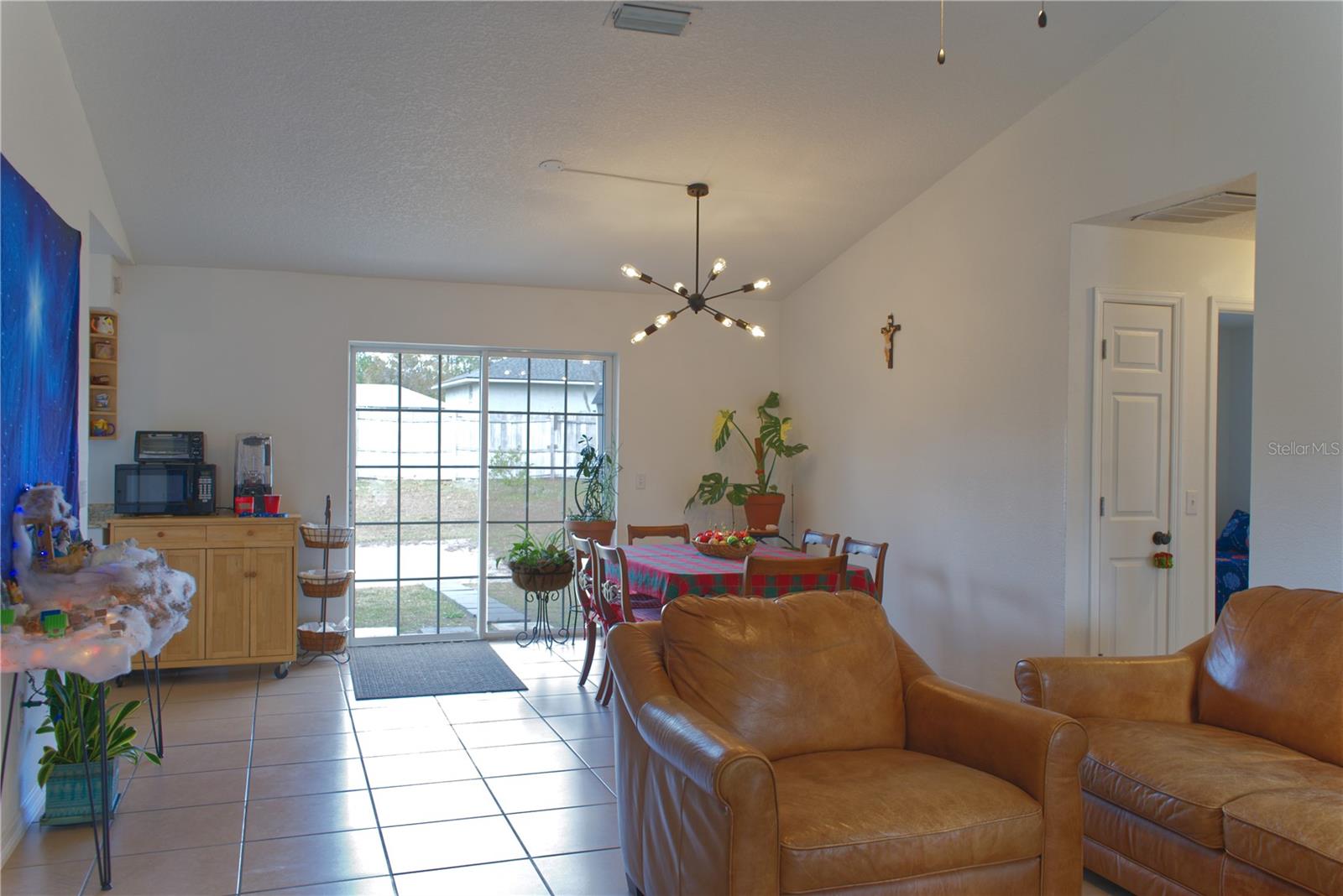 SILVER SPGS SHORES UN 07 - Residential