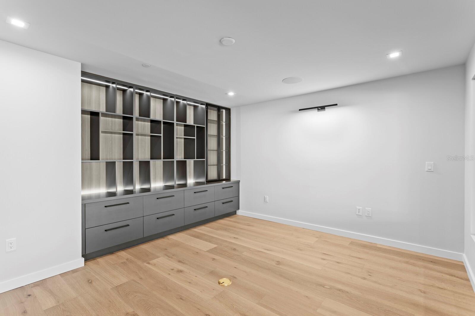 INDIAN ROCKS BEACH - Residential