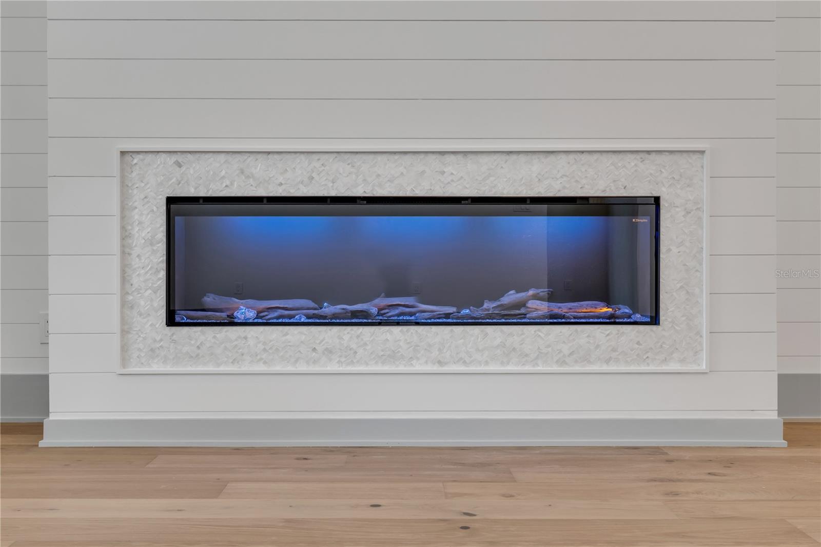 DETWILERS ADD 01 NEW SMYRNA BCH - Residential