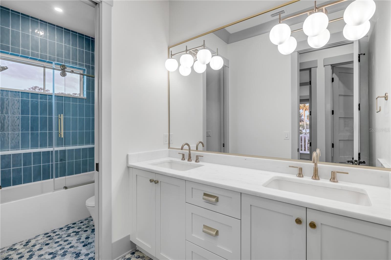 DETWILERS ADD 01 NEW SMYRNA BCH - Residential