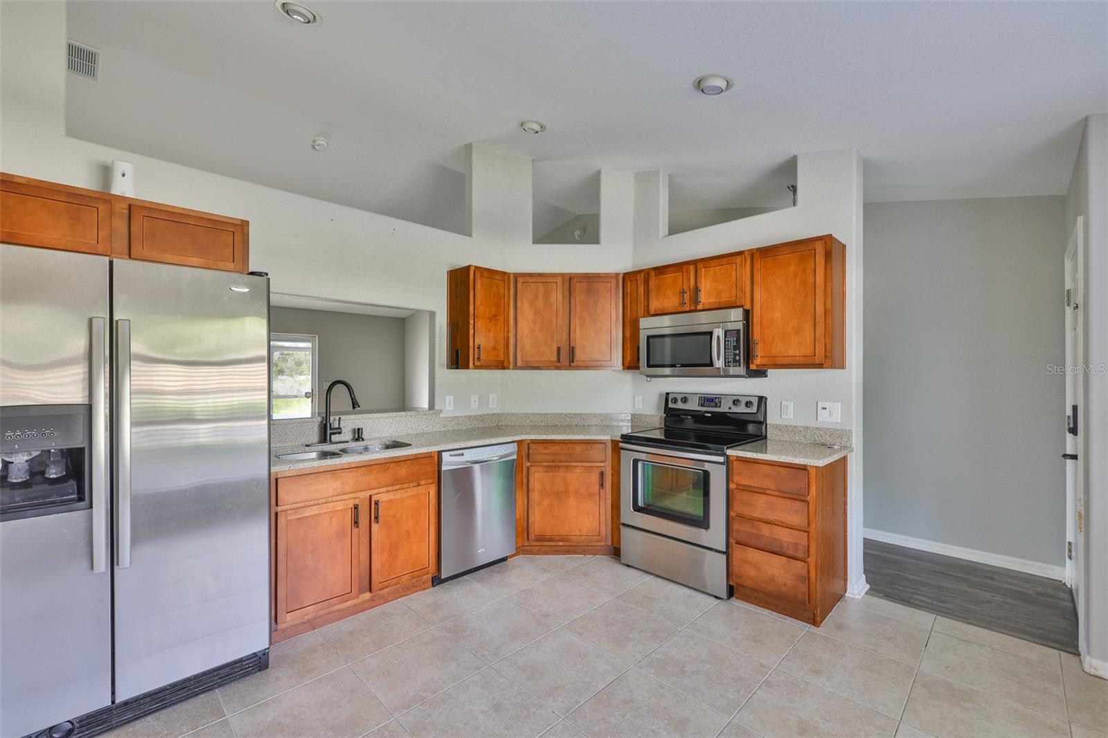 AYERSWORTH GLEN - Residential