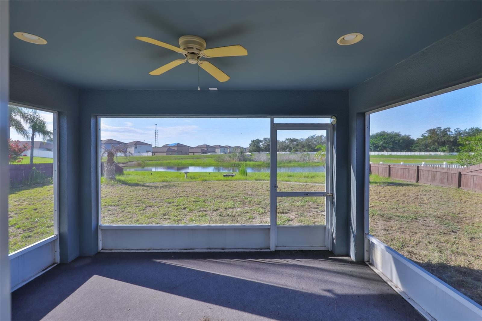 AYERSWORTH GLEN - Residential