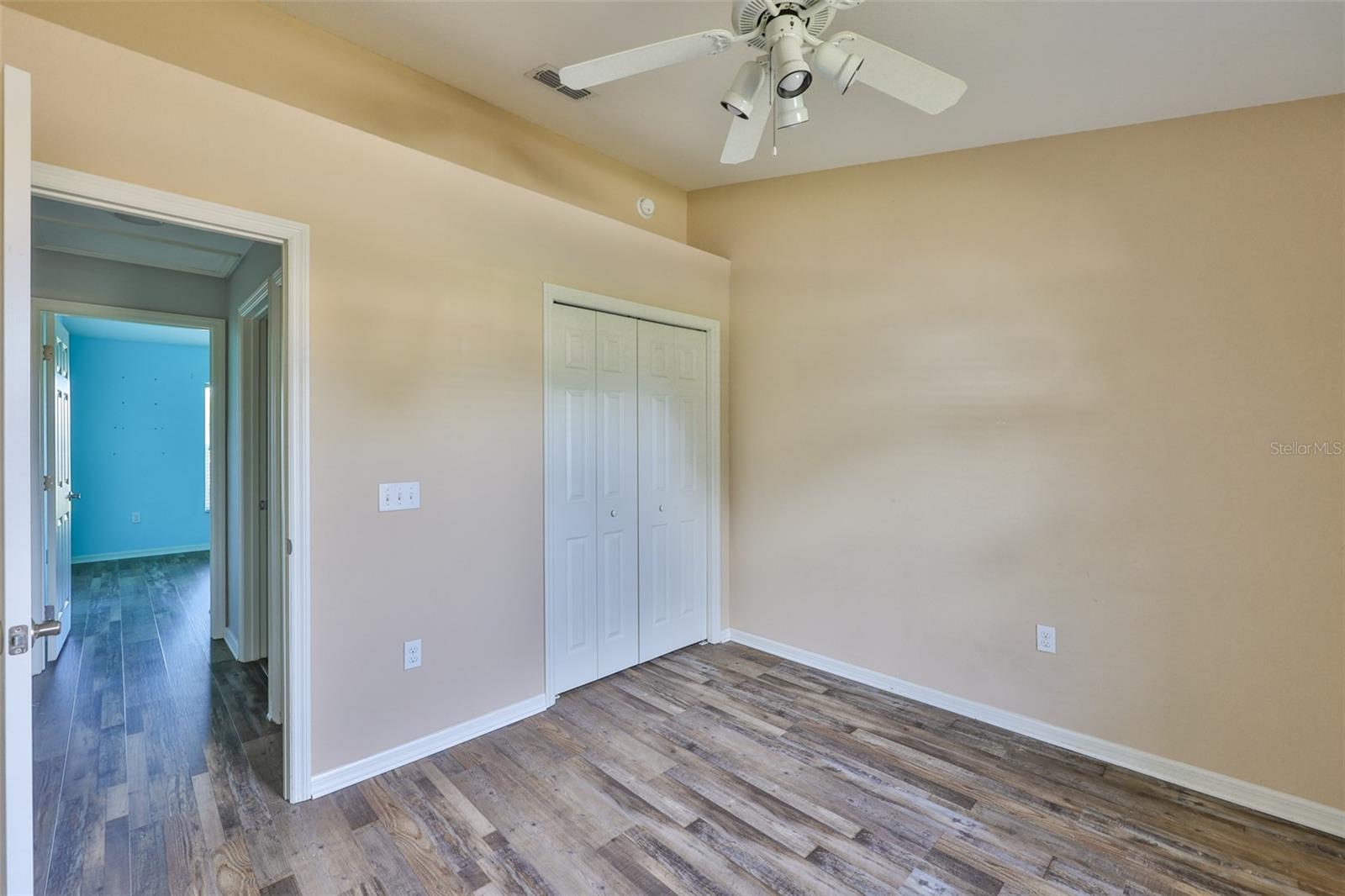 AYERSWORTH GLEN - Residential