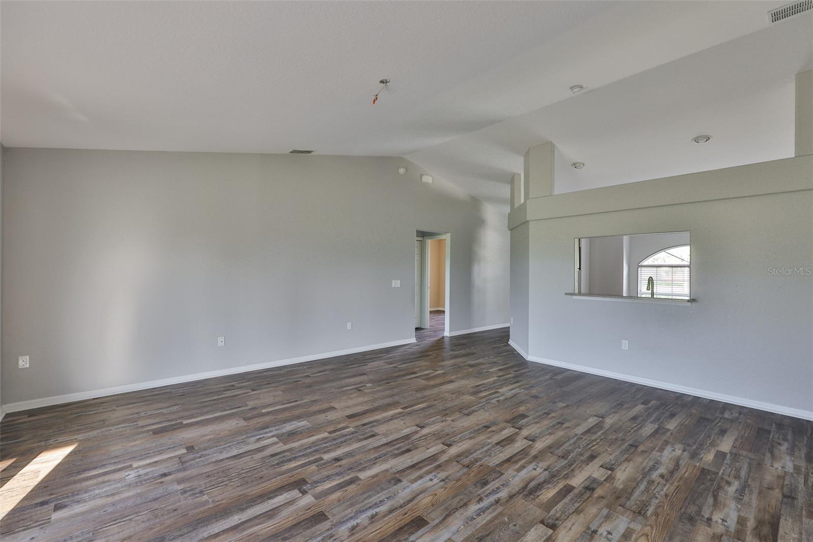 AYERSWORTH GLEN - Residential