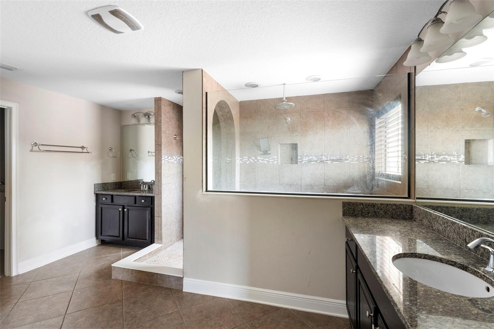 RESERVE/GOLDEN ISLE - Residential