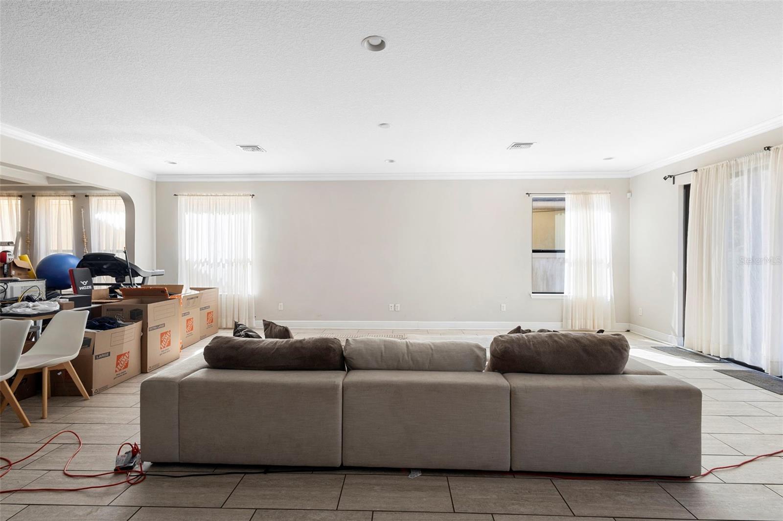 1214 FOUNTAIN COIN LOOP