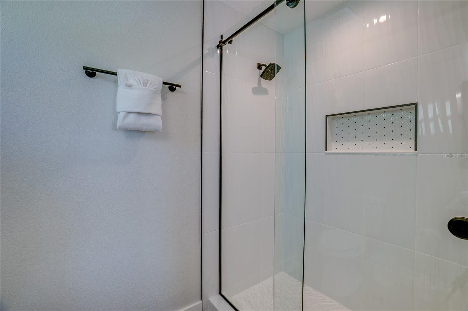 WEST WIND SHORES - Residential