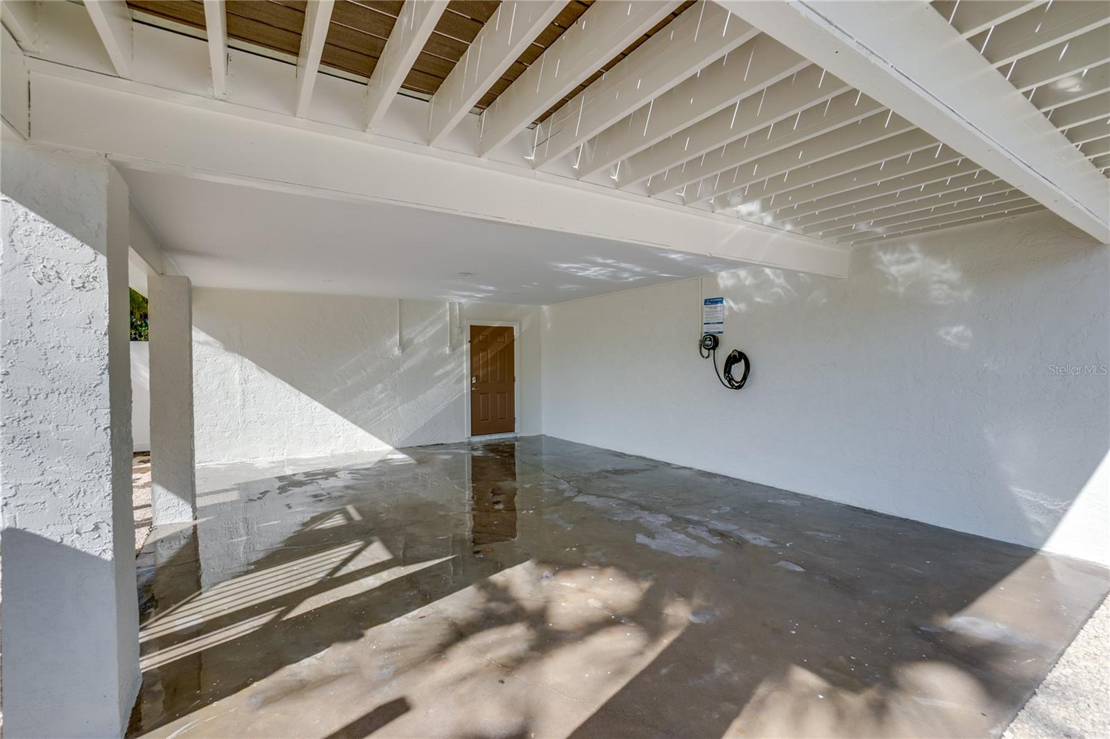 WEST WIND SHORES - Residential