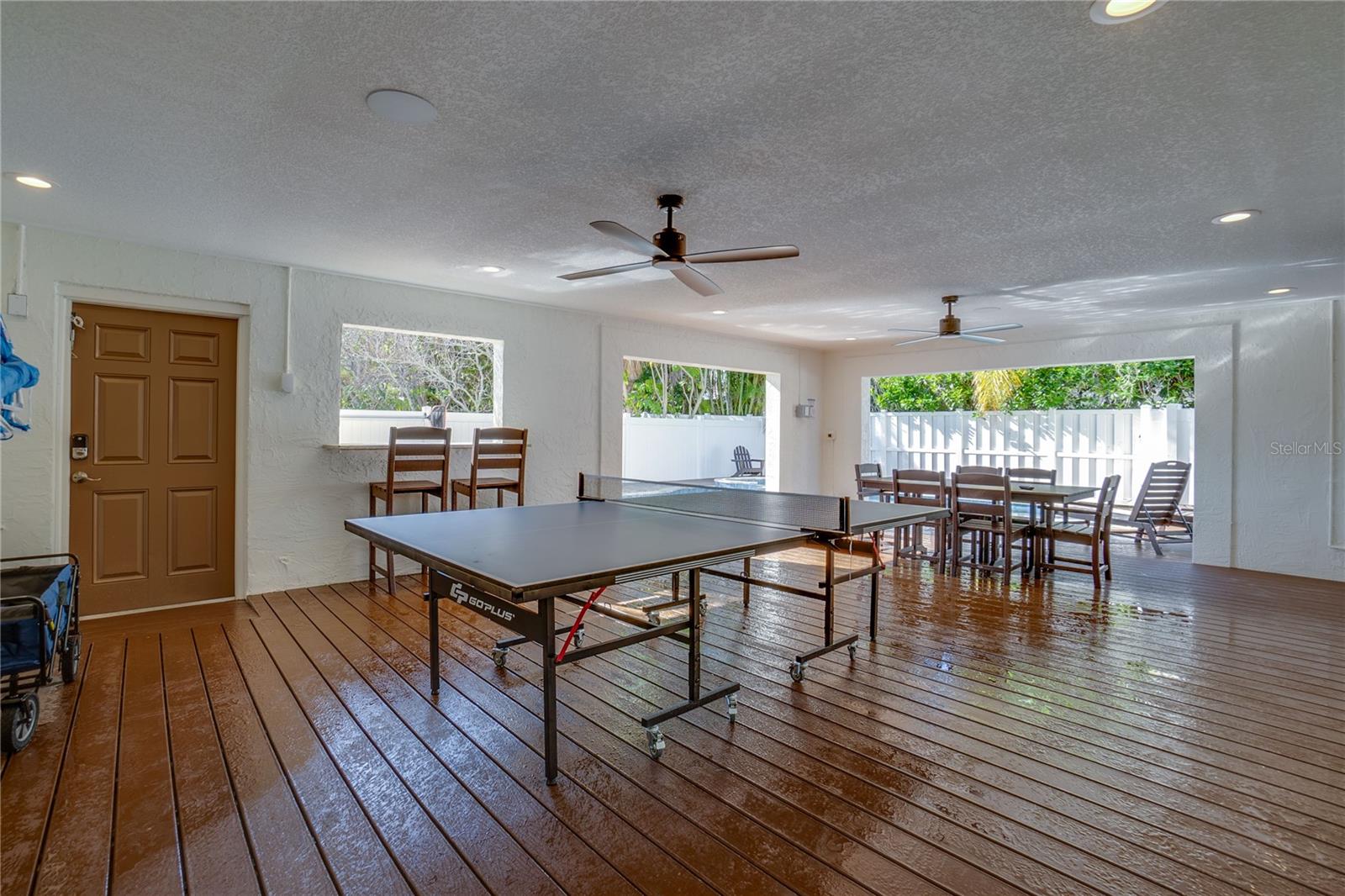 WEST WIND SHORES - Residential