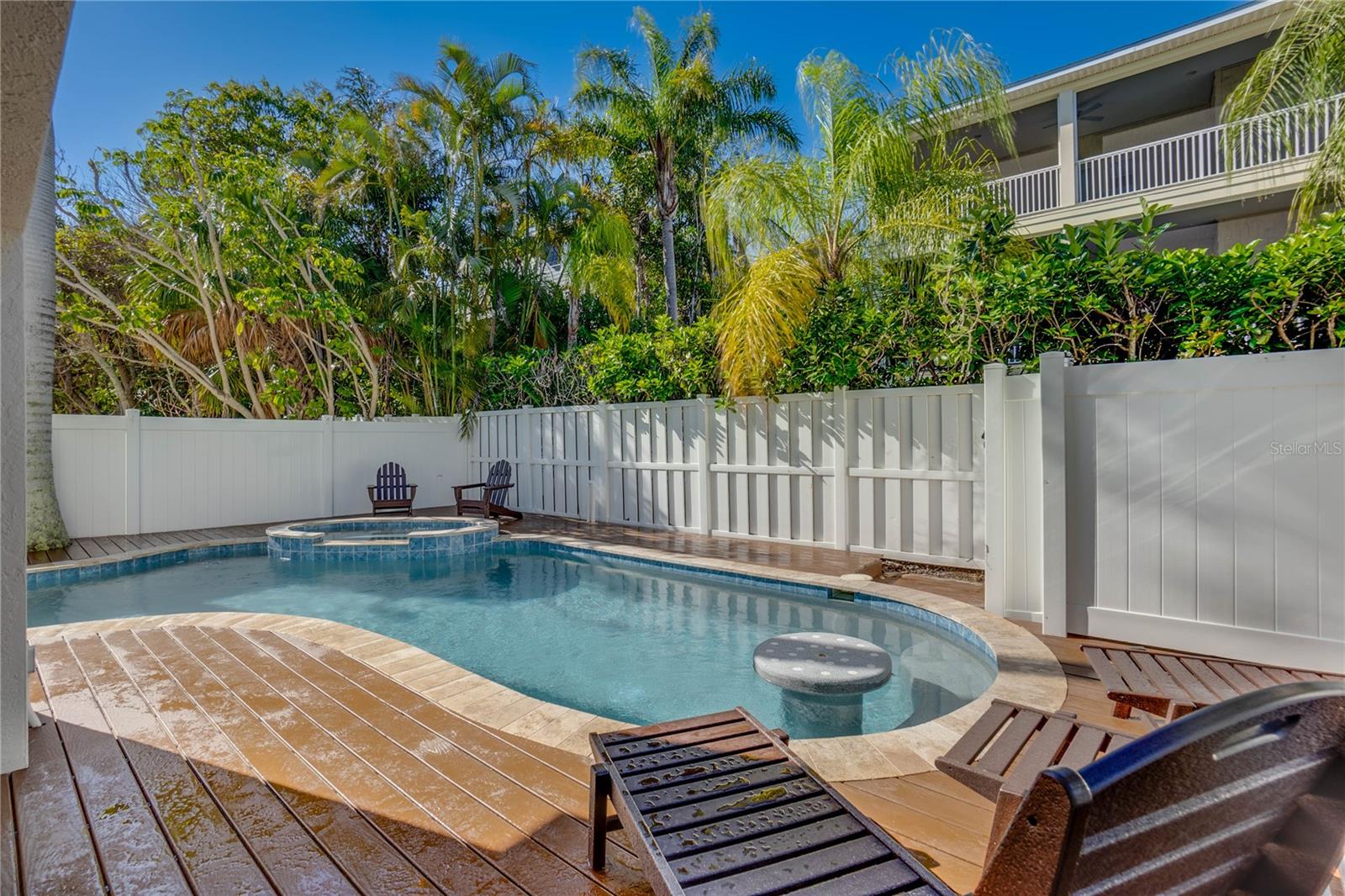 WEST WIND SHORES - Residential