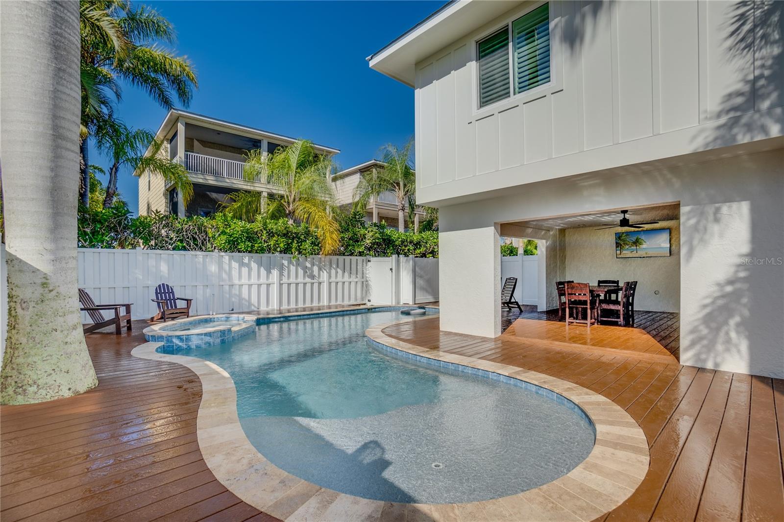 WEST WIND SHORES - Residential