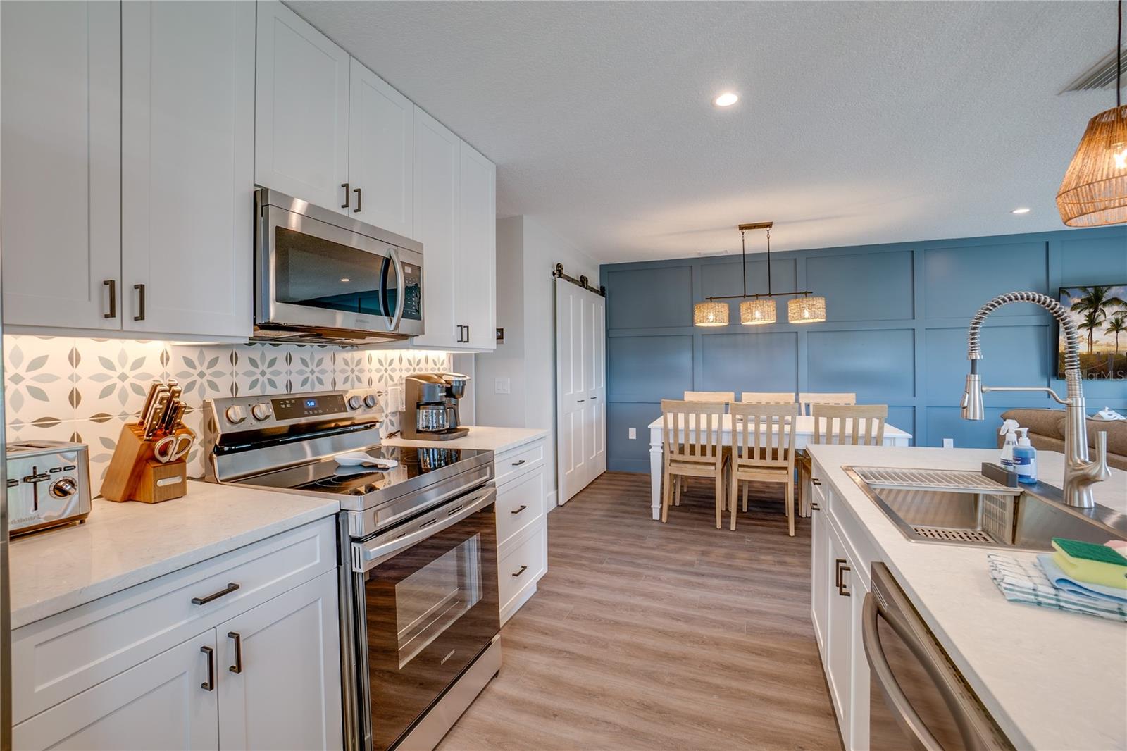 WEST WIND SHORES - Residential