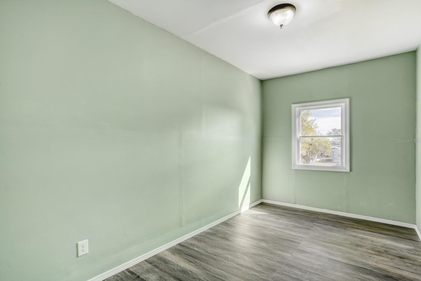 MAIN STREET - Residential