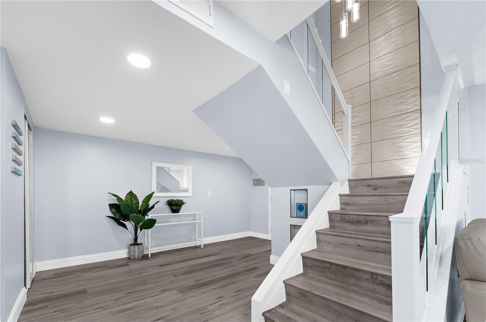 CLEARWATER SAND KEY - Residential
