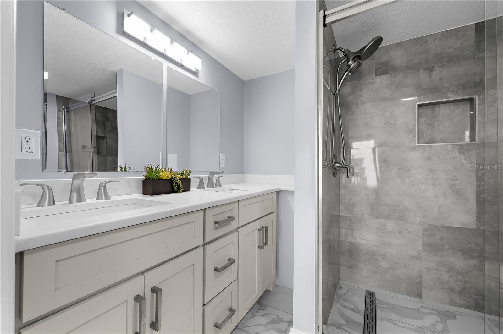CLEARWATER SAND KEY - Residential