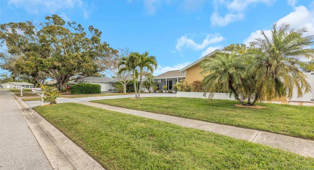 Photo of 8909 118th Way, Seminole, FL 33772 (MLS # TB8494642)