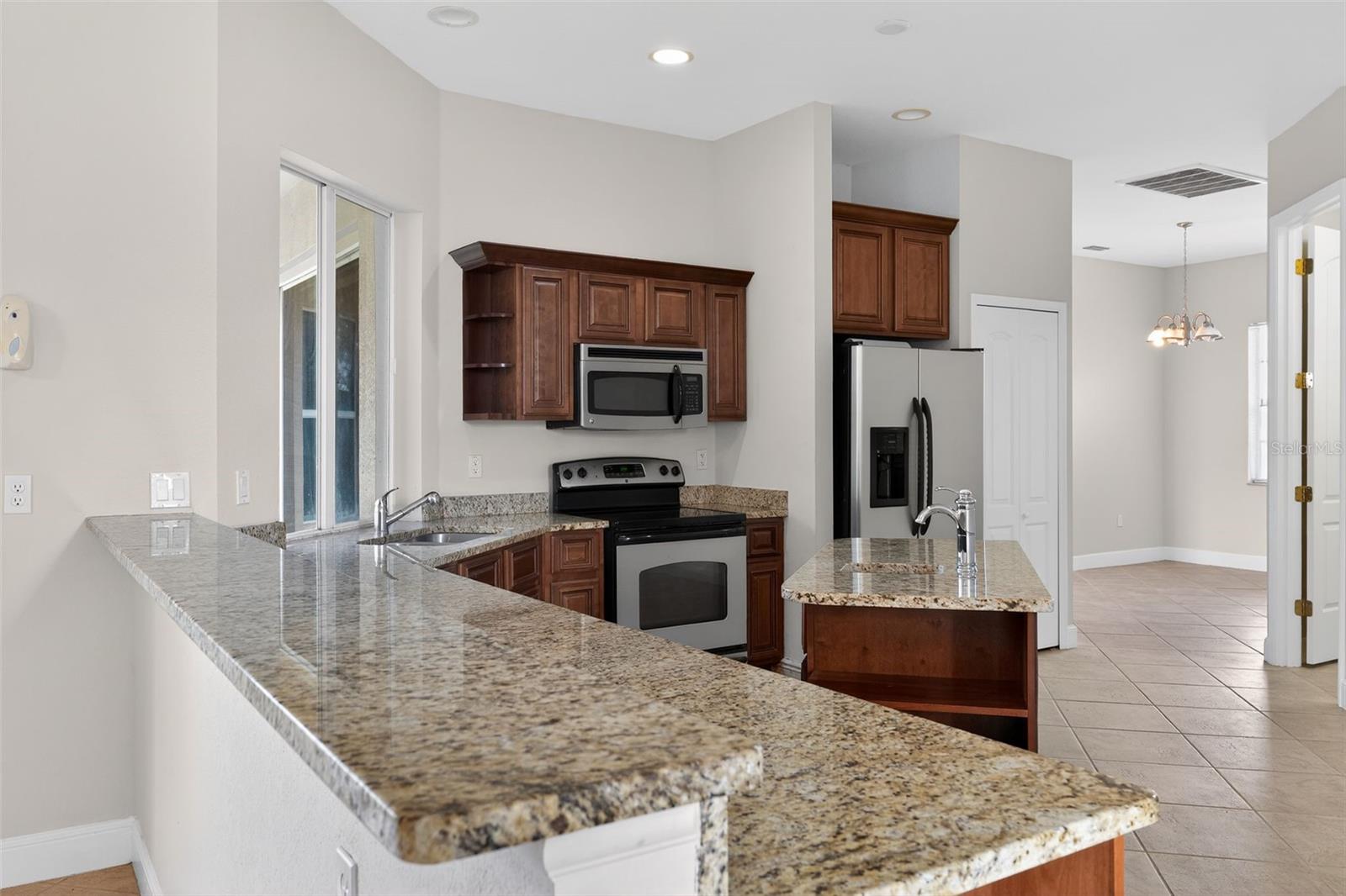 BLUE HERON GOLF & C C - Residential