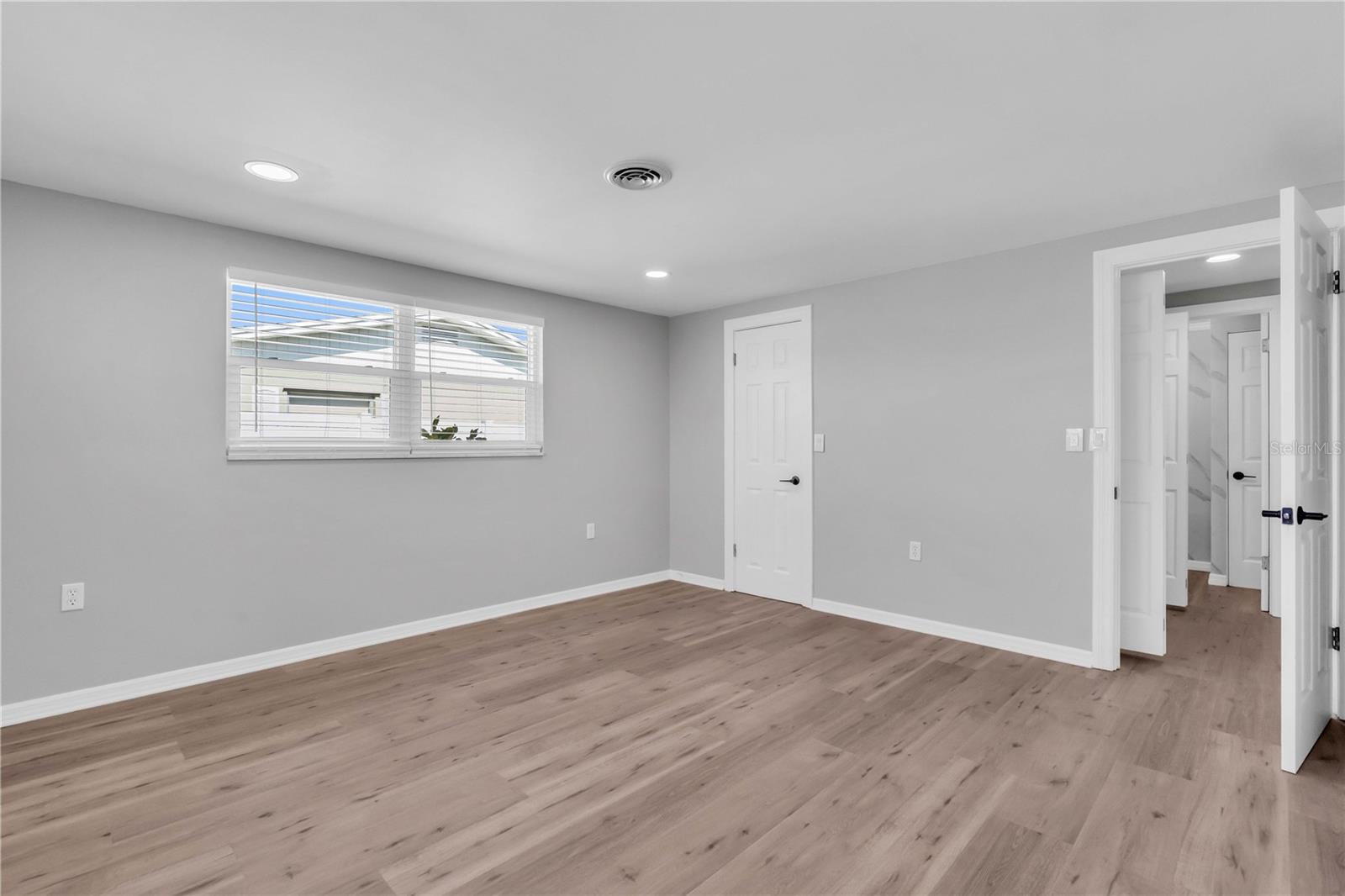 SUNSET BEACH - Residential