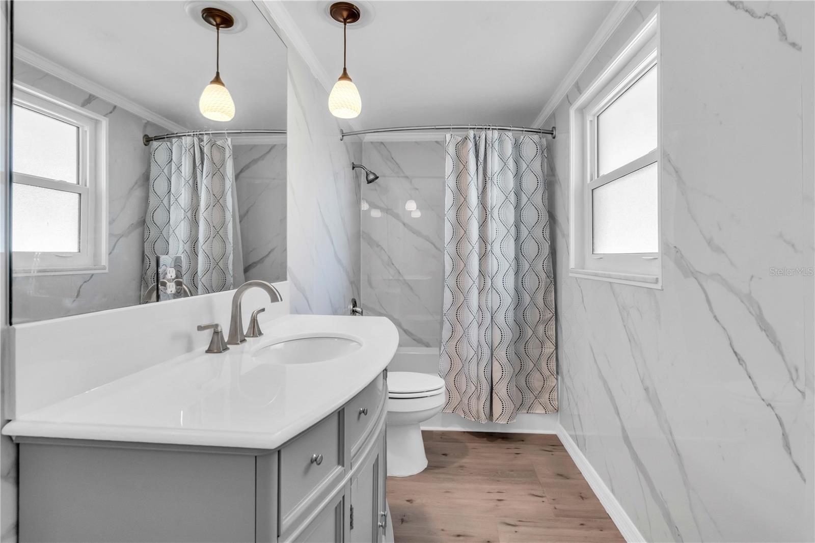 SUNSET BEACH - Residential