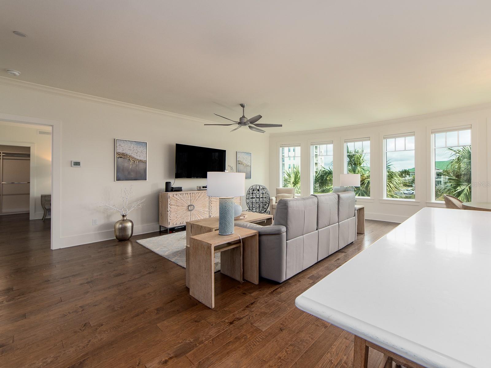 RESIDENCES AT BELLEVIEW PLACE CONDO - Residential