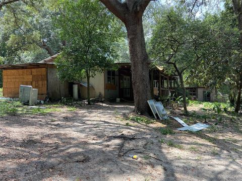 Tiny photo for 16137 SE 34th Place, Ocklawaha, FL 32179 (MLS # OM702143)