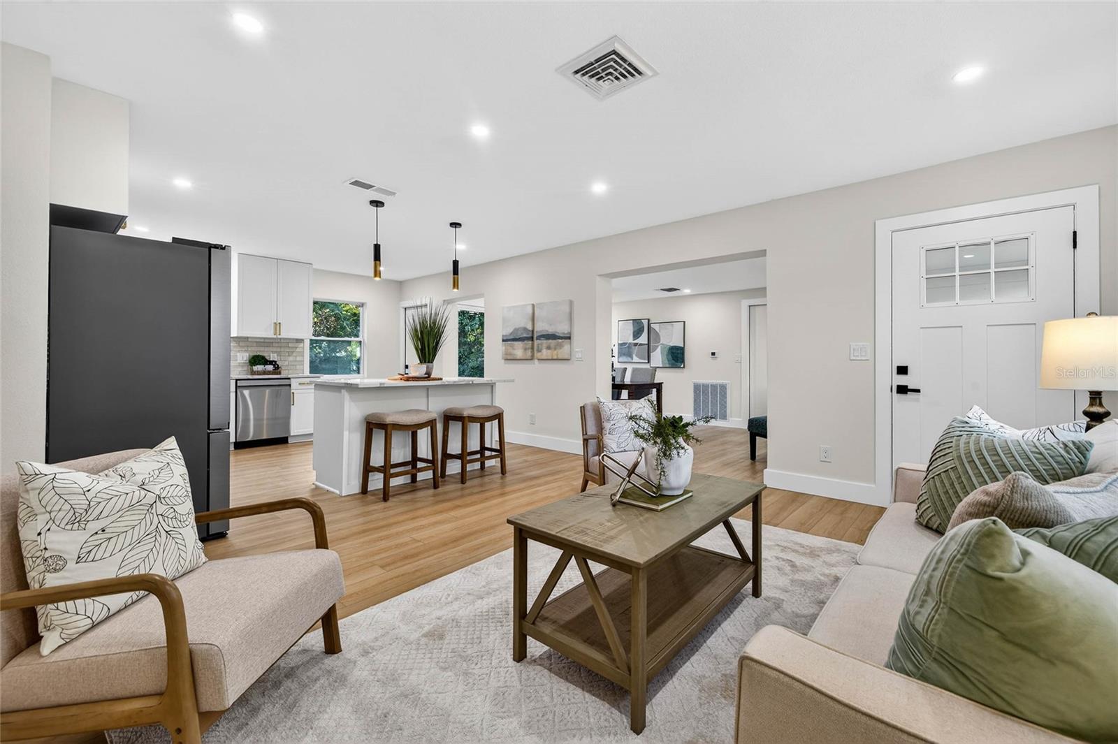 SIRMONS ESTATES - Residential