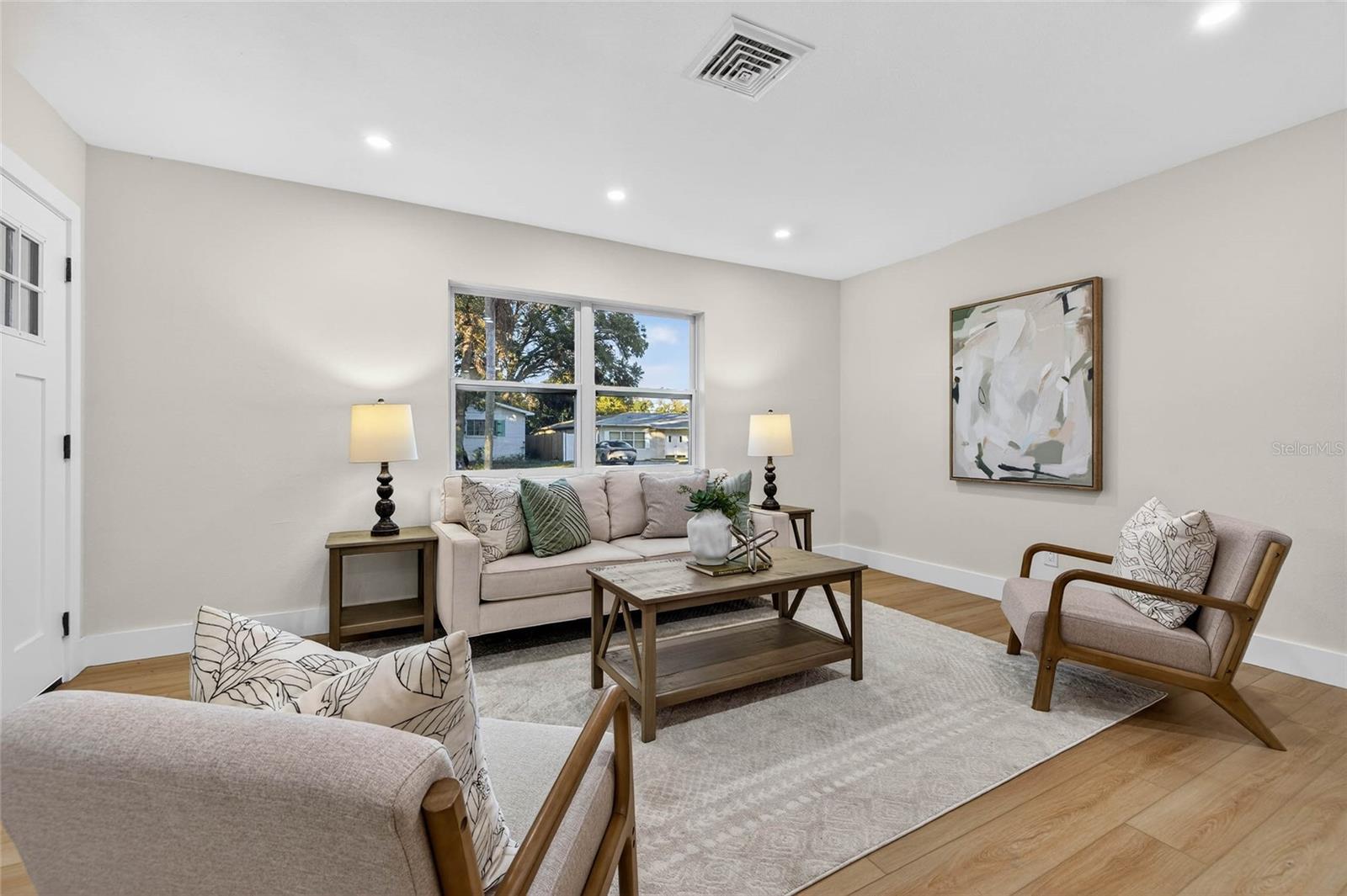 SIRMONS ESTATES - Residential