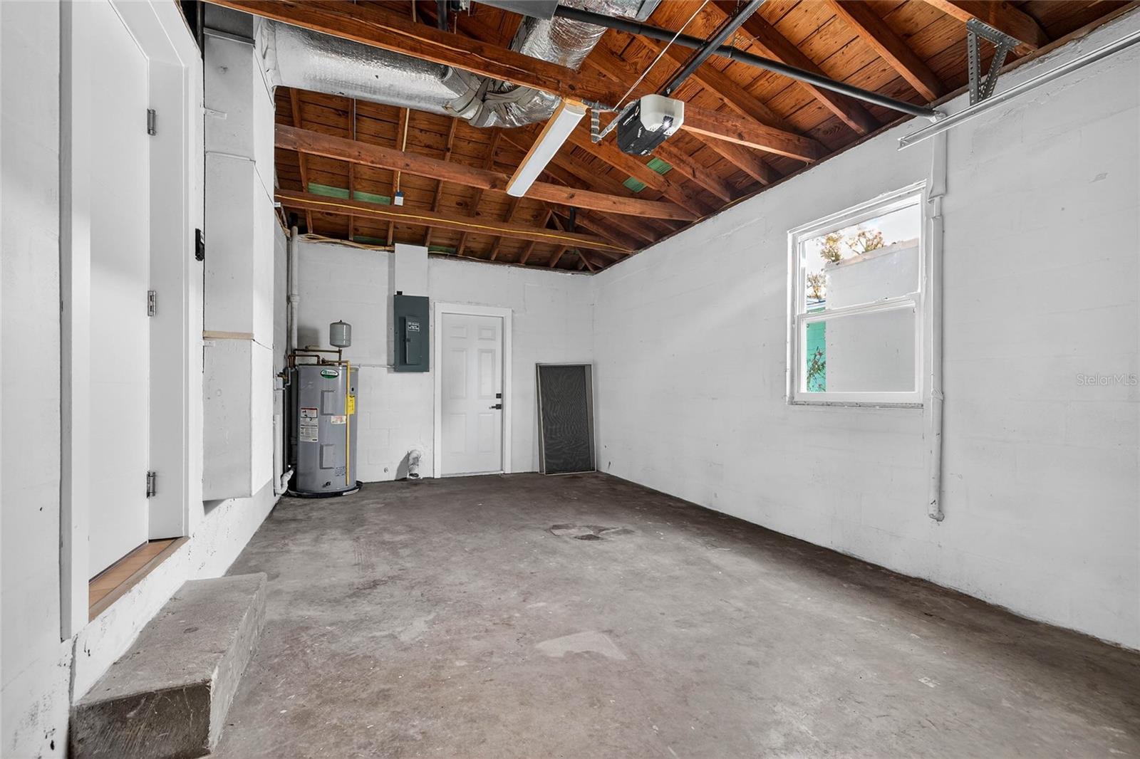 SIRMONS ESTATES - Residential